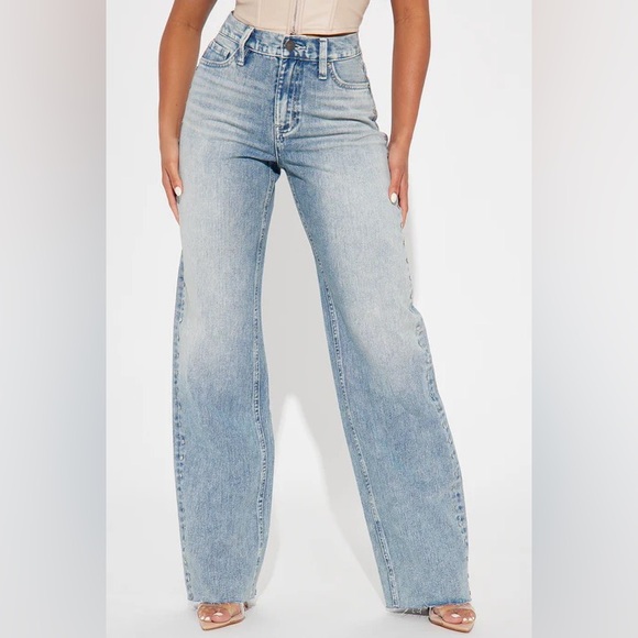 NWT Fashion Nova straight leg jeans - Picture 2 of 6